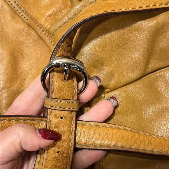 Tignanello Camel Leather Crossbody Bag - EUC - Picture 15 of 15